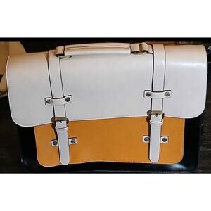 Pre-Love Ecosusi Laptop Shoulder Messenger Bag with Adjustable Strap. $40